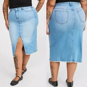 Torrid Midi Denim Front Slit Skirt Sz 22